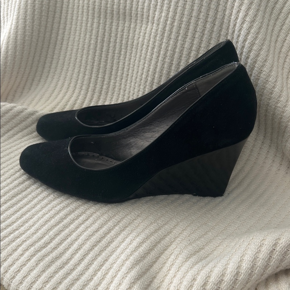 Adrienne Vittadini Black Suede Wedges